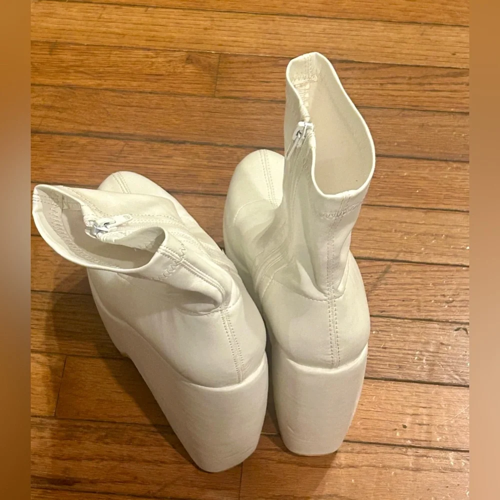 Azalea Wang Lovely White Platform Stretch Sock Vegan Bootie Size 8 - Picture 12 of 15